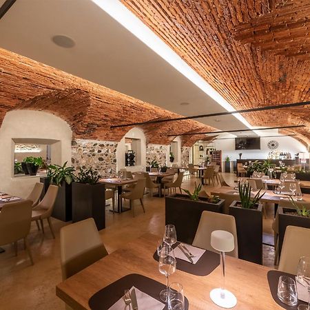 Hotel Villa I Pini Malo  Eksteriør bilde