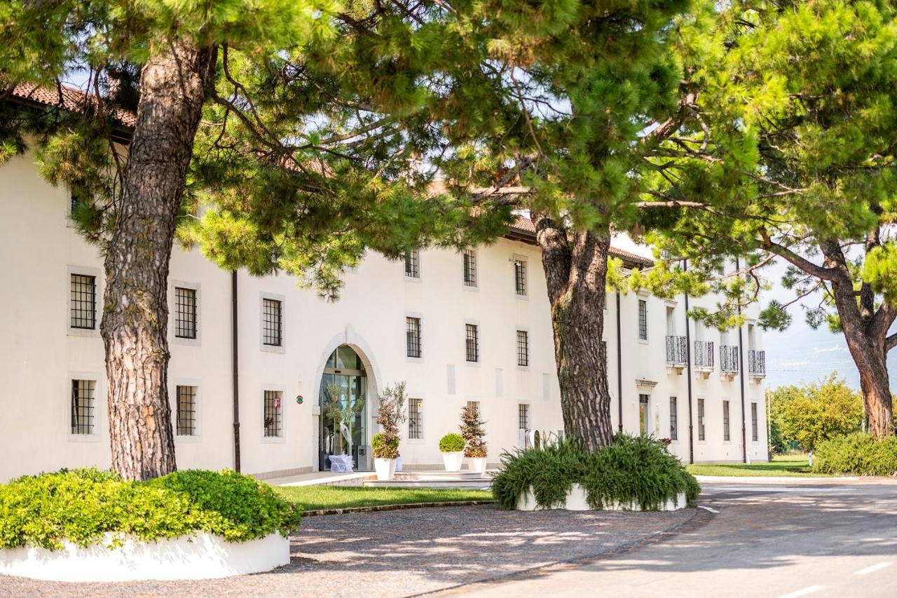 Hotel Villa I Pini Malo  Eksteriør bilde